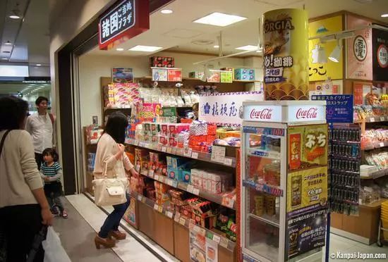 訪日游客回國(guó)后消費(fèi)成日本出口增長(zhǎng)新動(dòng)力，日用百貨銷售持續(xù)受益